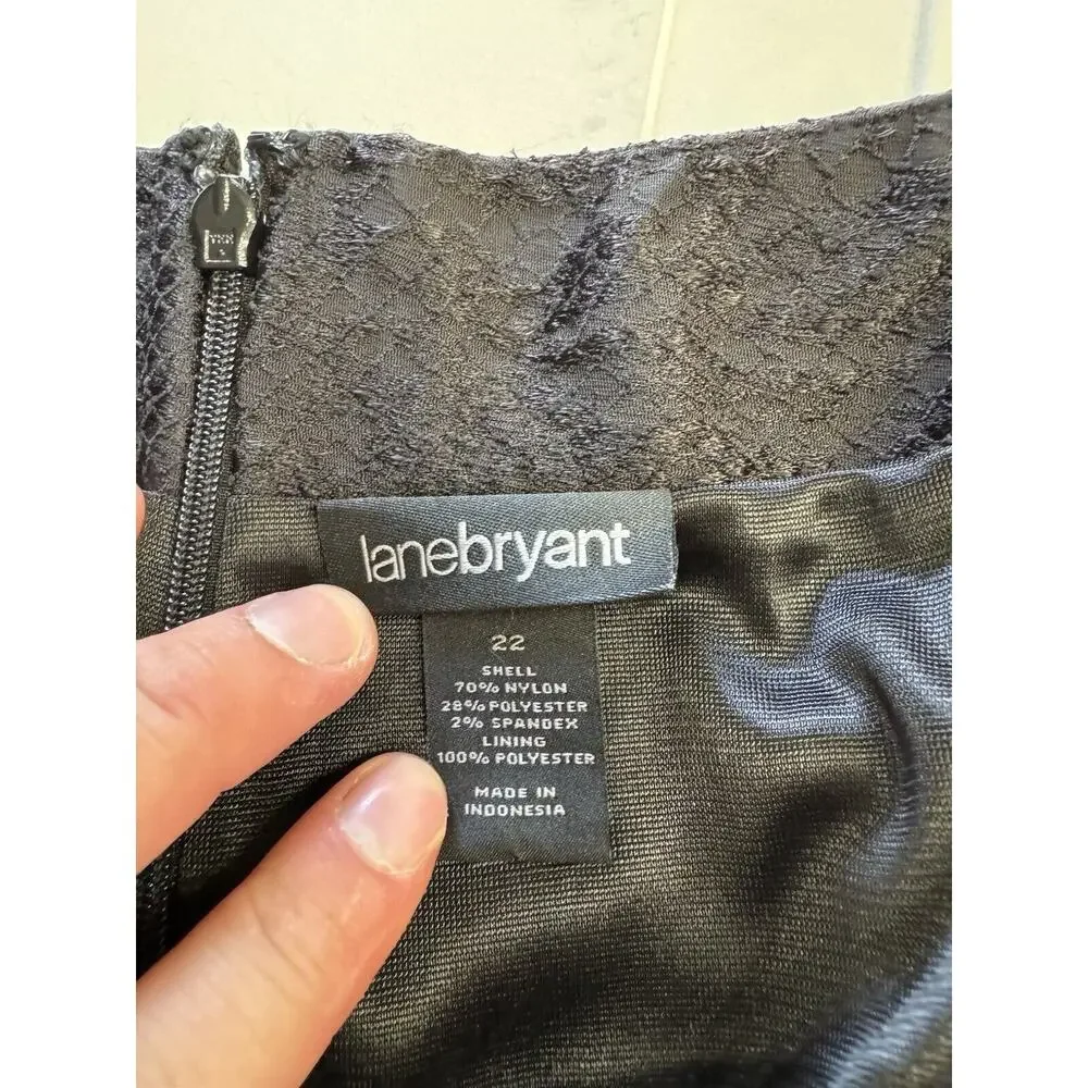 Lane Bryant Size 22 Snake Skin Pattern Black Mini Skirt with Back Slit - Picture 3 of 6